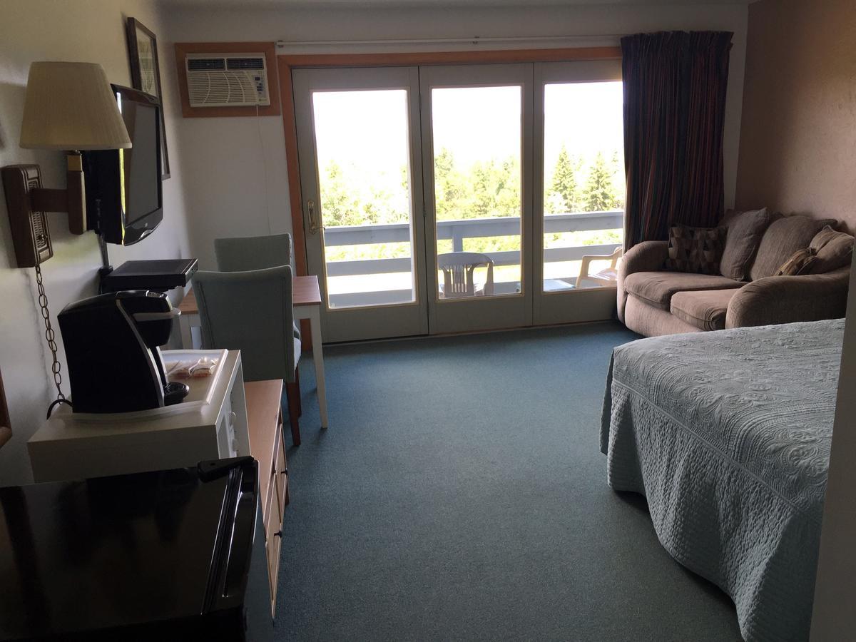 Kineo View Lodge Greenville Bagian luar foto